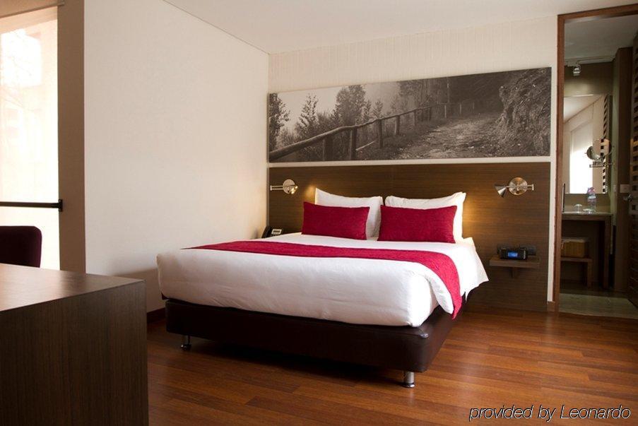84 Dc Bogota Otel Oda fotoğraf